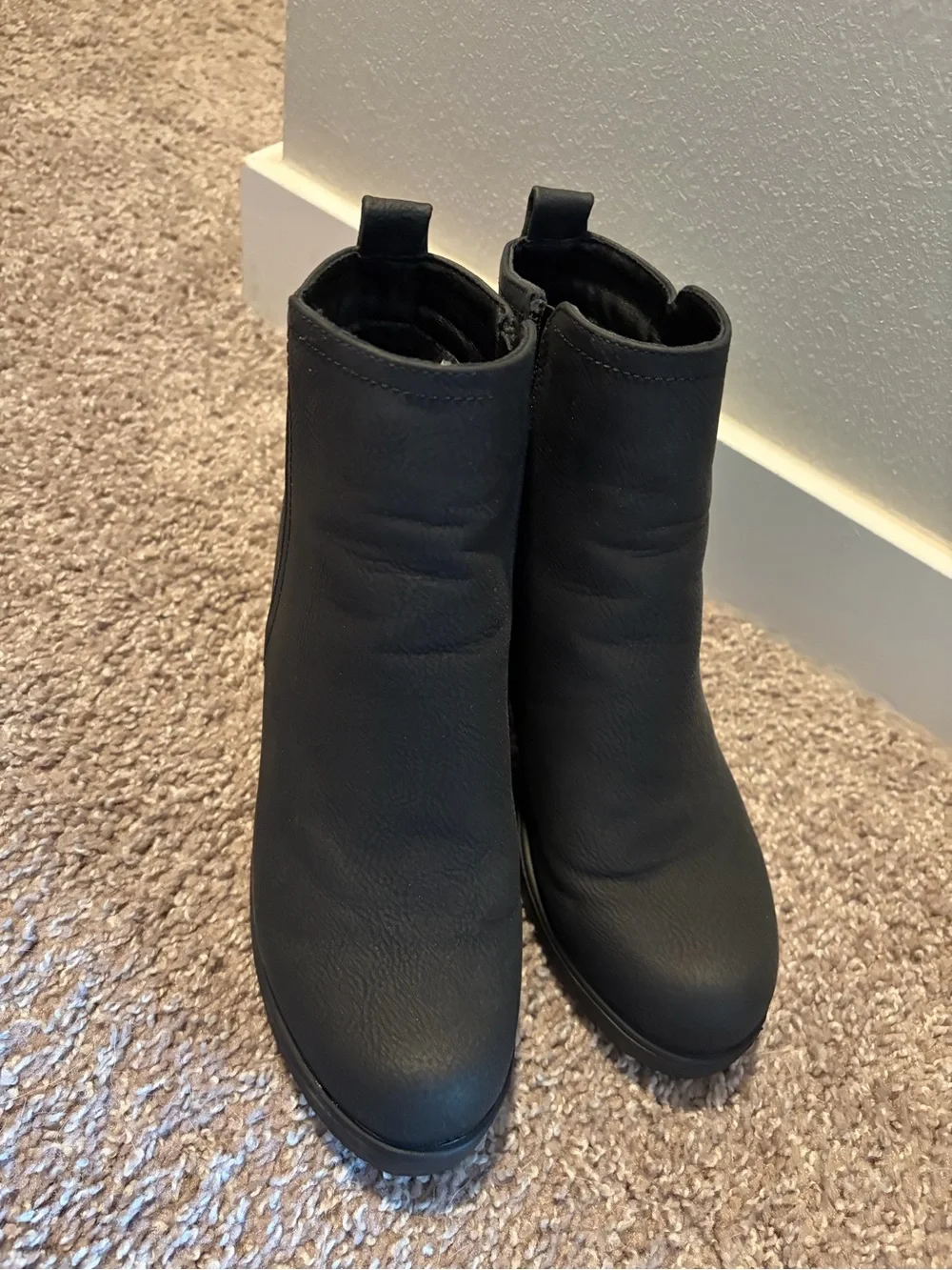 Dream Pairs Black Chunky Heel Ankle Booties - Picture 5 of 5